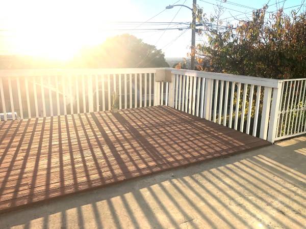 $980 / 6br - 180ft2 - Large Furnished Room with Hillside View (oakland hills / mills)63880013346433124