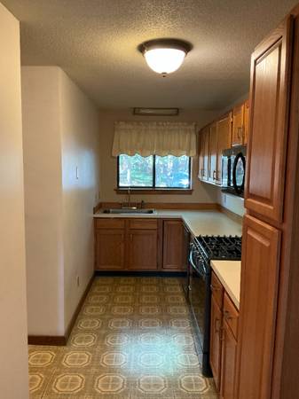 $2700.00 / 2br - 1250ft2 - Dunvegan Woods63656178171009121