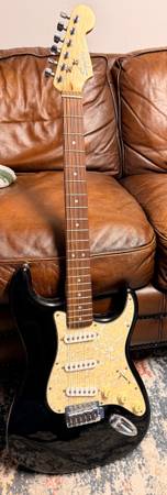 Squier SE Strat 1