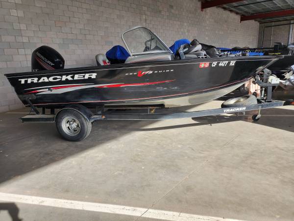 Tracker 2015 pro guide WT 175.deep V 1