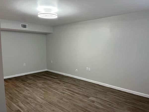 $1,400 / 2br - 840ft2 - City Beach Eat Shop Repeat Discover how fun life can be at Weber Squar (Corpus Christi)64036537057027124