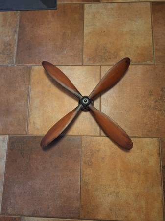 Decorative propeller 1