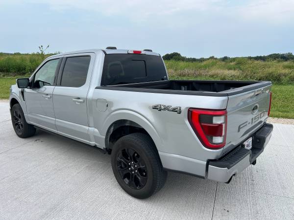 2023 Ford F-150 Lariat 4x4 - Photo 5
