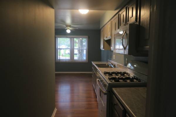 $2,275 / 3br - 1734ft2 - 3BR, 2F bath,2Half bath Townhouse 4  rent Immediately (Dale Blvd,95, Potomac mills, Woodbridge)63822036607747124