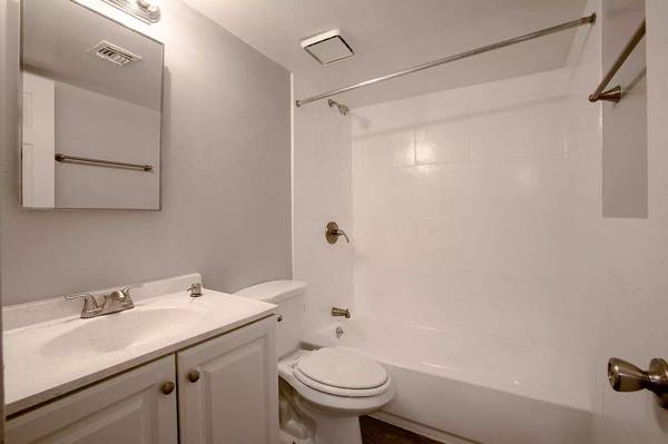 $1,110 / 1br - 650ft2 - Simply breath-taking! Beautifully designed 1 BR/1 BA - just for you (Phoenix - Near Phoenix Children's Hospital)64024825210114123
