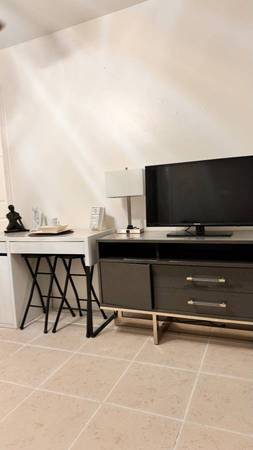 $555 🏠 Habitación privada con balcón y cocina compartida @ (Miami Beach, FL)63379613031937122