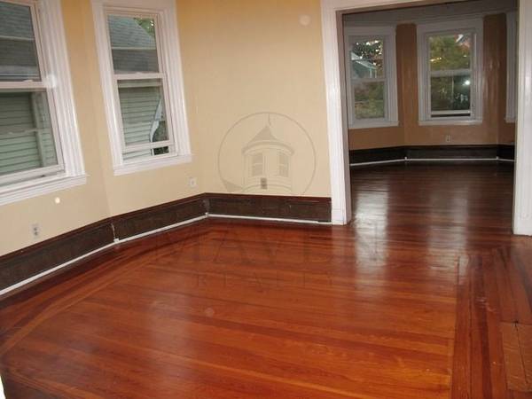 $2,400 / 2br - ¡Excelente 2.5BD! Cerca de Greenline T! LVR/DNR! PISOS DE MADERA! EIK/DW! (Magoun Sq/Ball Sq/Davis Sq)63856338925699123