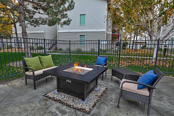 $1,387 / 1br - A New Wave of Living!! (Kennewick)63697300593923120