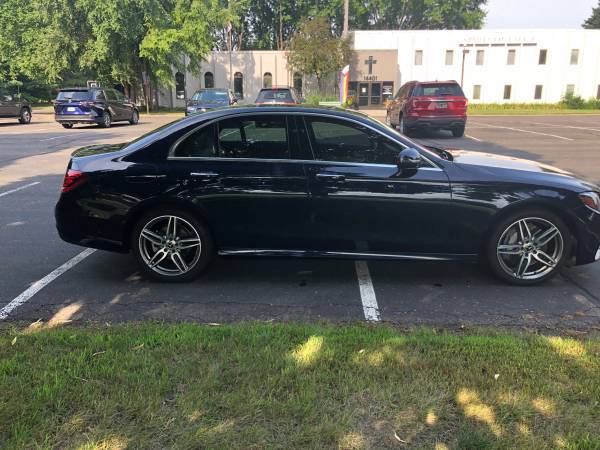 2018 Mercedes E300 4MATIC Sedan 4D, AWD, AMG Body Styling, Ext - $21,000 (Apple Valley)63470776550915123