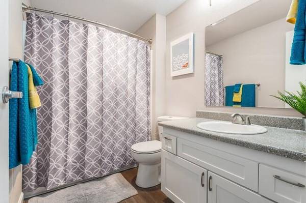 $1,695 / 2br - 840ft2 - Dishwasher, Covered Parking, Balcony, High Speed Internet Access63808106810369123