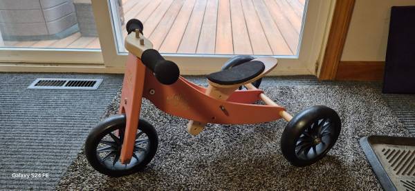 Kinder Feets Wooden Tricycle (New) 1