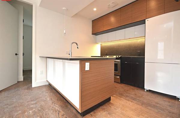 $3,152 / 3br - Gorgeous 3 bed in Prospect Lefferts Garden! (Brooklyn)63945495536643120