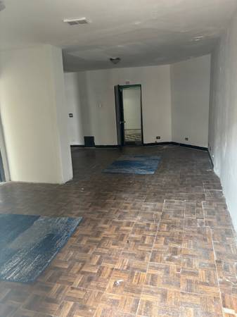 ARTIST /WORK SPACE many uses  $800&600 (4403 N Sheridan rd)63844235743491120