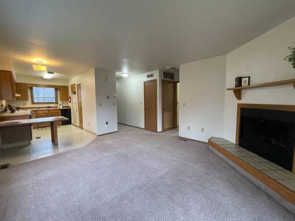 $1,565 / 1 hab - 606 pies² - ¡Justo el lugar que estás buscando! ¡Ven a verlo! (Anchorage)64004785652611124