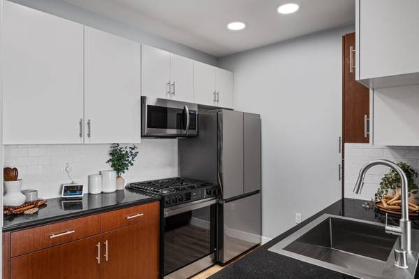 $4,299 / 3br - Luxury Student Living - DTLA!! (DTLA)63857623795585122
