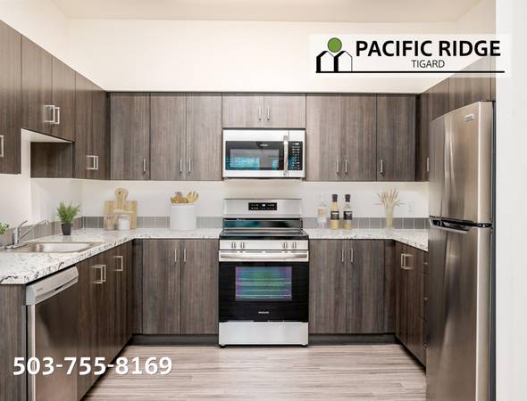 $1,800 / 2br - 1.5 MONTHS OFF - Unique Layouts - Along Southwest Pacific Highway (Tigard)63914740139139120