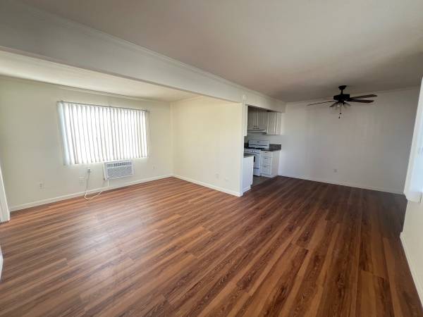 Spacious 1 Bedroom 1 Bathroom with Parking in Anaheim 1