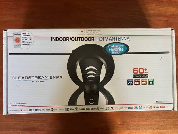 CLEARSTREAM  2MAX HDTV Indoor/Outdoor Antenna 1