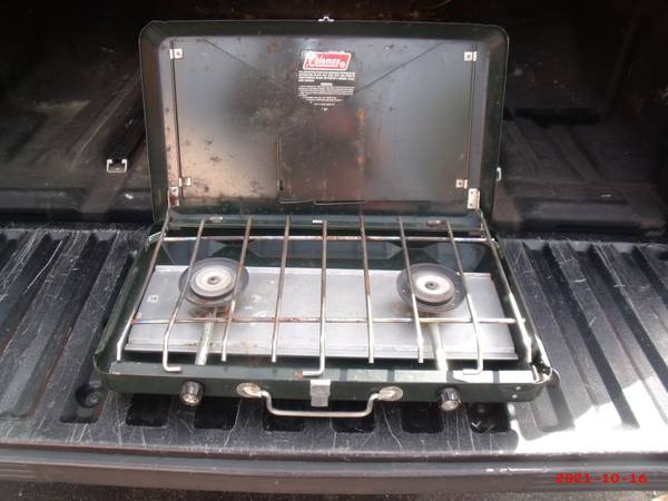 Coleman Camp Stove 1