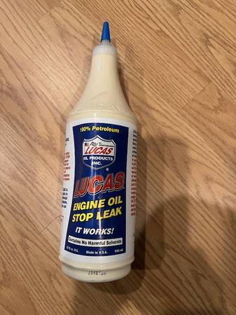 Lucas 32 oz. Engine Oil Stop Leak 1