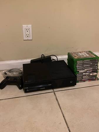 Xbox One console 120$ 1
