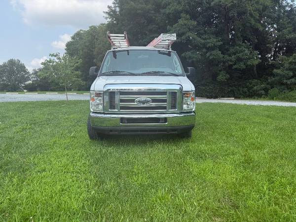2013 Ford E250 Van 1