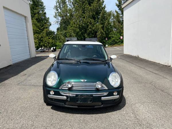 2004 Mini Cooper - $4,495 (Kirkland)63473929718915121