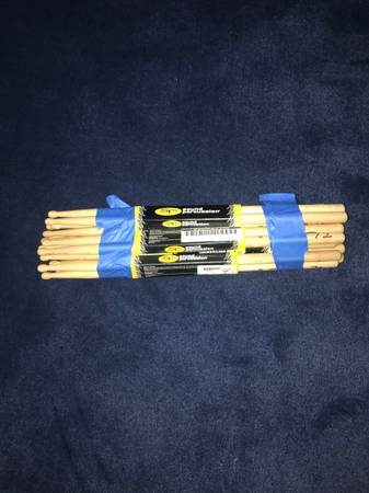 New drum sticks size 2b 1