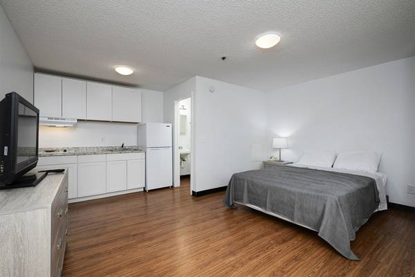 $424 Guest Laundromat on Site, Studio 1/BA, Acworth GA (5475 Wade Green Rd, Acworth, GA)63655087237889121