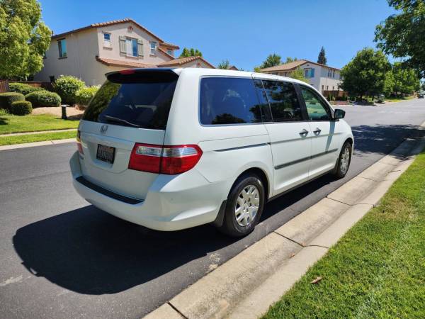 2007 Honda Odyssey  LX Minivan 4D Minivan - $4,500 (Tallys Motors)63619265151875123