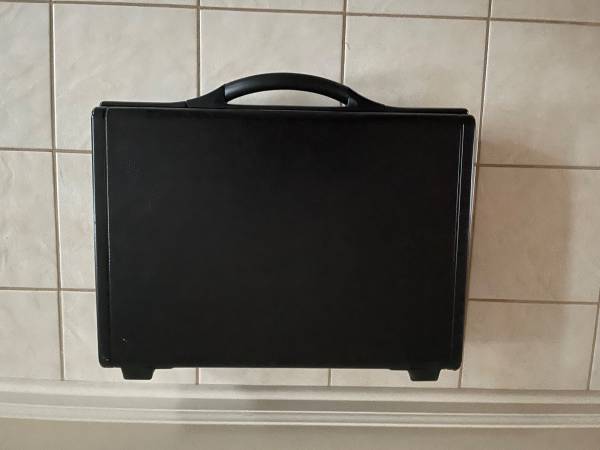Samsonite Hard Shell Briefcase 1