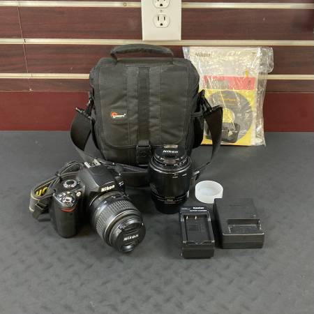 Nikon D40 Digital Camera, with 2 Lenses, Accessories, Manuals, in Case 1