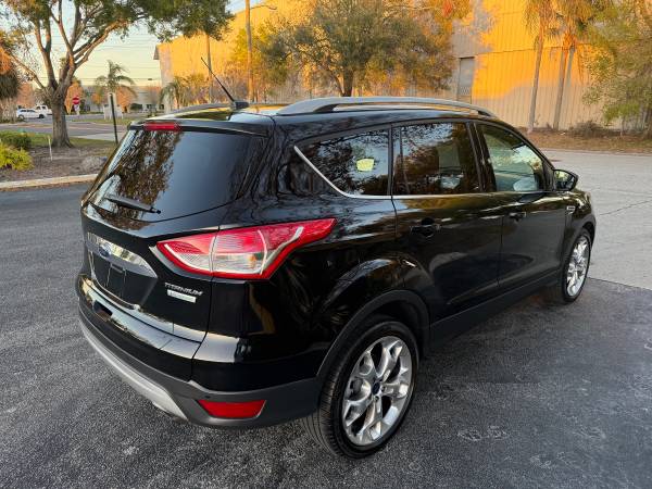 EXQUISITE ESCAPE! 2016 FORD ESCAPE TITANIUM only 71K IMMACULATE - $12,500 (Seminole)63443575505155122