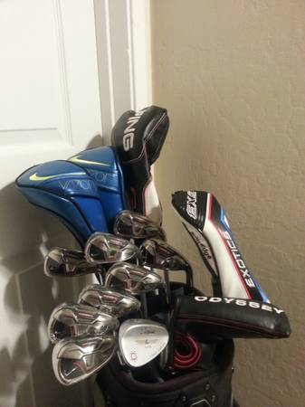 Brand New in plastic Nike full golf clubs set and bag 1