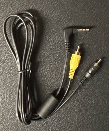🔊🖥️ A/V Cable: 3.5mm to RCA Video/Audio, Camera/Camcorder/TV (brand new) 1