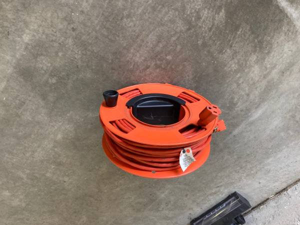 100 foot extension cord 1