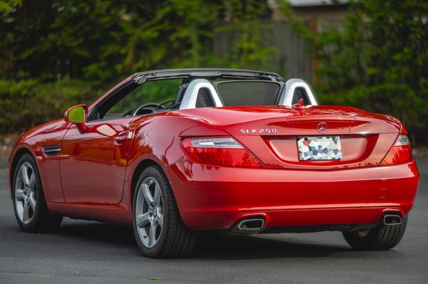 2014 Mercedes-Benz SLK 250 - $13,47563469748282881122