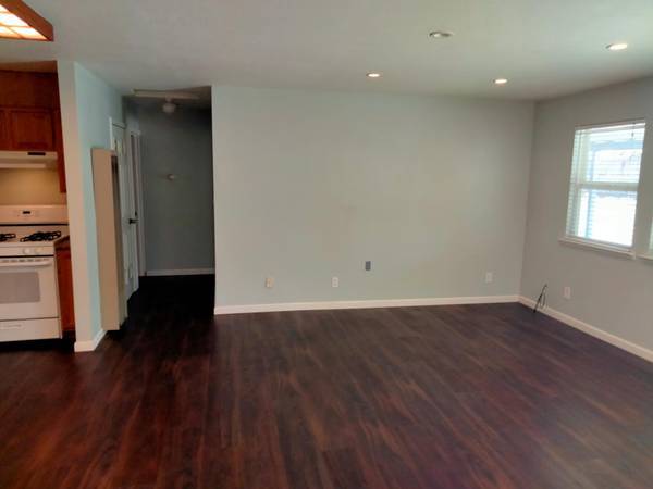 $1,850 / 1br - 700ft2 - Detached Unit for Rent (santa rosa) (sonoma)63946804056322122