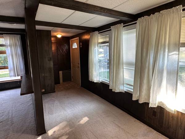 $149,500 / 2br - 840ft2 - Excelente casa para empezar o escapada de fin de semana (Burlington)63774393826051121