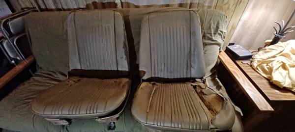 68 Pontiac GTO Lemans Bucket seats with tracks 1