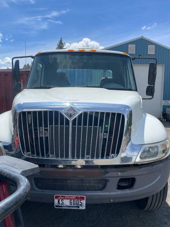 2001 international 4300 1
