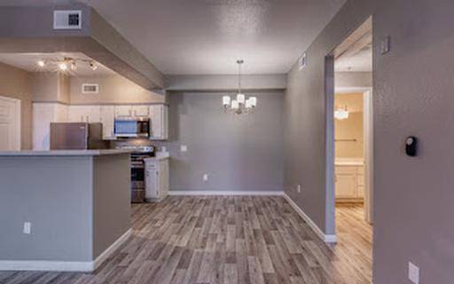 $1,495 / 2br - 1181ft2 - Business Center, Tour Today, Patio/Balcony, Garage Parking (Glendale)64024999892994121