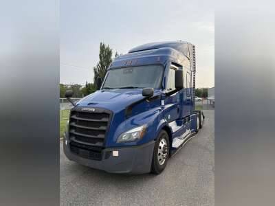 🚛 CDL CLASS A  DRYVAN  DRIVERS NEEDED  – EARN UP TO $2,600 WEEKLY 🚛 1