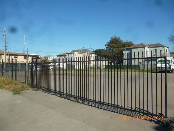 $6,000 / 26000ft2 - Gran estacionamiento para autos, remolques residenciales o RV (oakland west)63928408091522122
