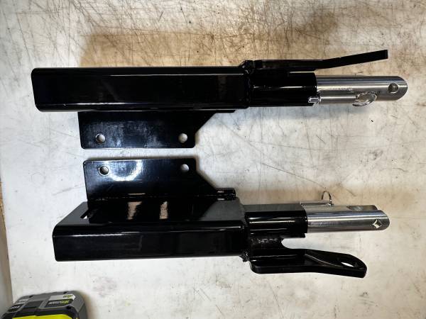 Blue Ox baseplate F150/Navigator/Expedition - $225 (Escondido)63471474099843124