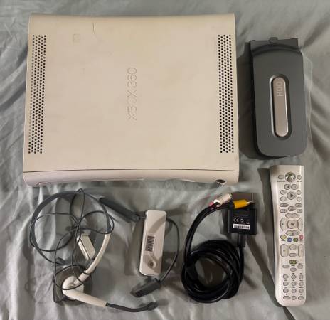 Xbox 360 PLEASE READ DESCRIPTION 1