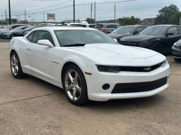 2015 Chevrolet Camaro  LT . apartado . 832-206-3054 - $16,900 (llame o envíe mensaje de texto 8322063054)63622387401729121