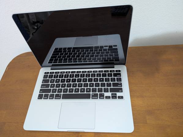 Macbook Pro 13 (16GB/512GB) With Microsoft Office