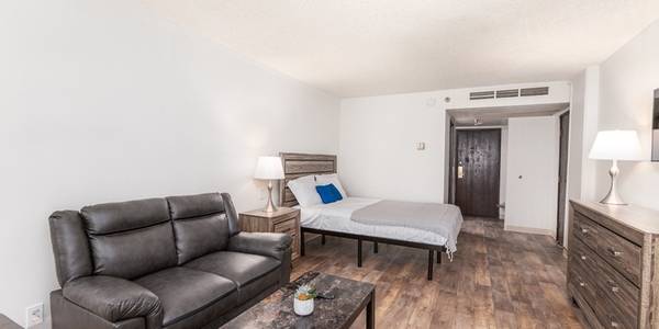 $390 Studio, On Reno bus line, Wireless internet63992633959811123