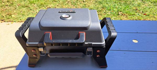 Char-Broil Grill2Go X200 1